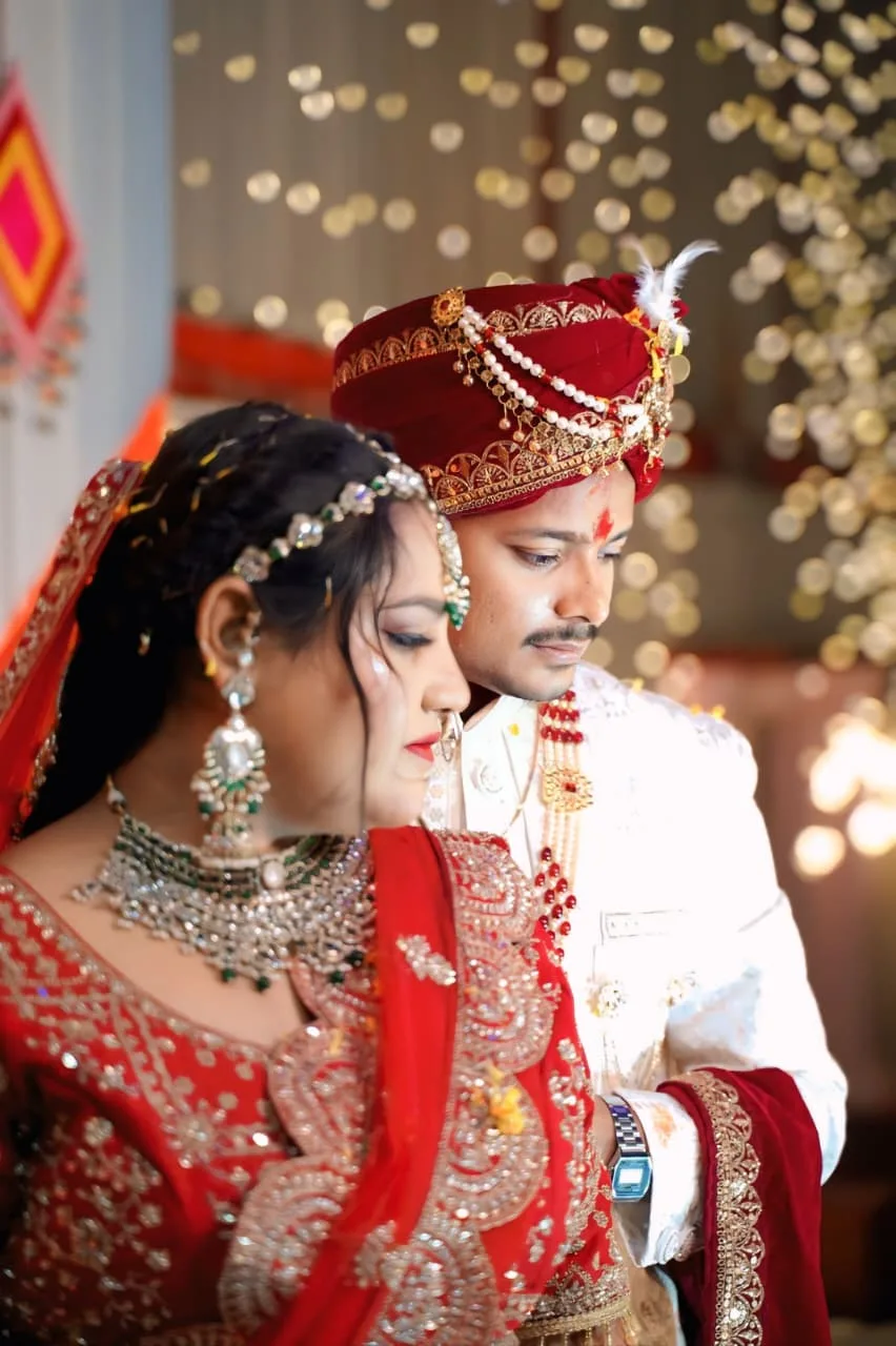 A detail from the mandap, caught between the rituals, photographed by One Moon Studio in Varanasi.