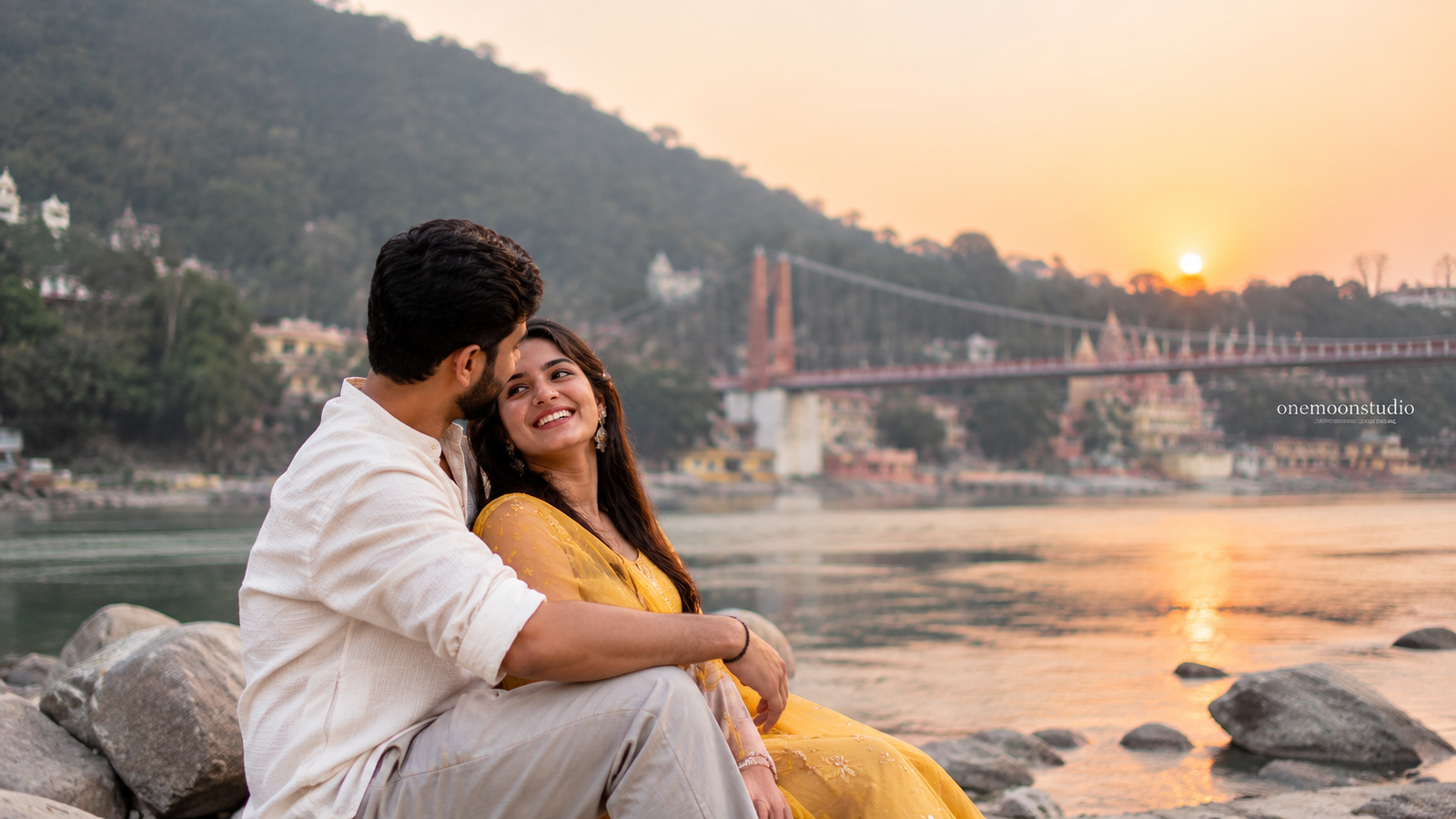 Best Pre Wedding Shoot in Rishikesh | OneMoonStudio